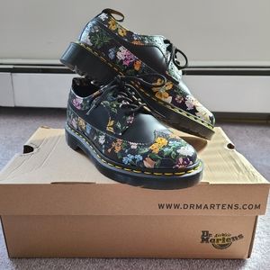 Darcy Floral Dr Martens